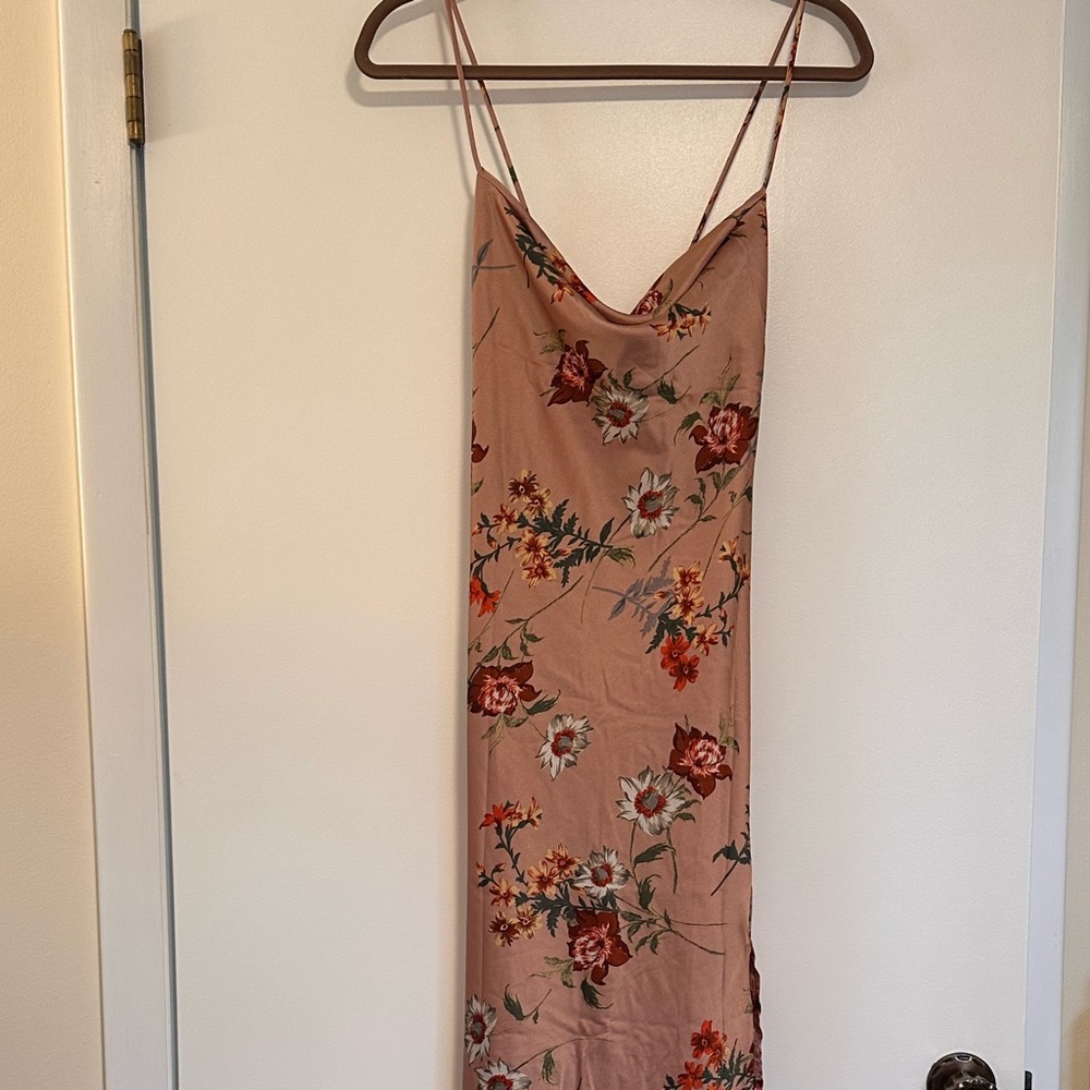 NWOT ASTR the Label Cowl Neck Midi Dress - Dark Blush Floral - Large - Picture 2 of 11